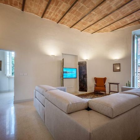 Apartamento La Residenza In Piazza Grande Foligno Exterior foto
